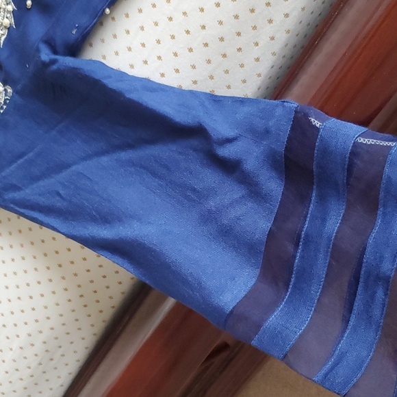 Beautiful Pakistani wedding wear kameez - Picture 9 of 13